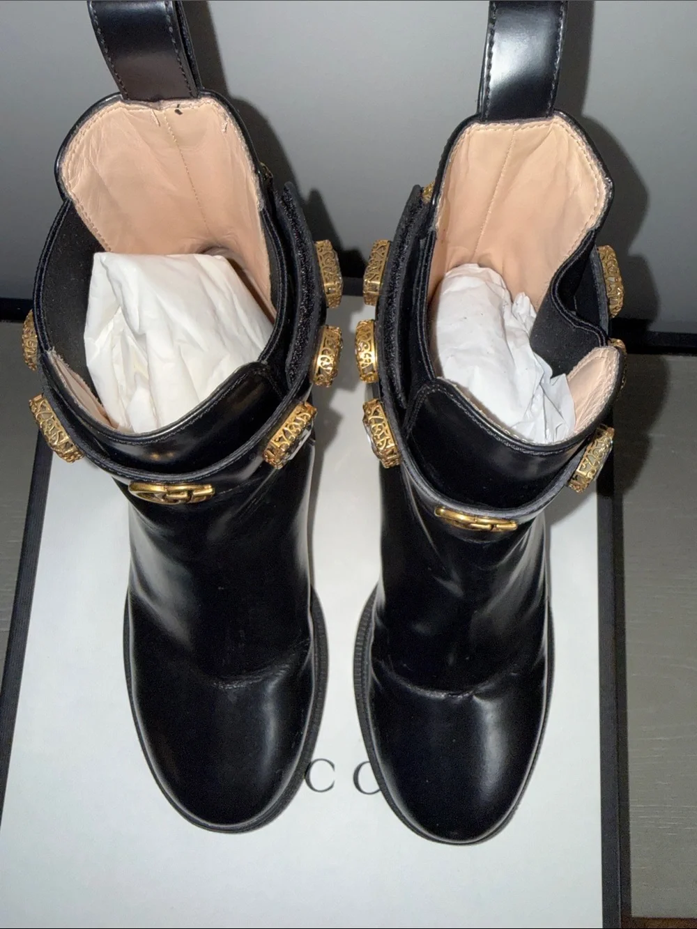 Gucci Black Leather Ankle Boots with Gold GG Logo Strap Vintage BBordeau